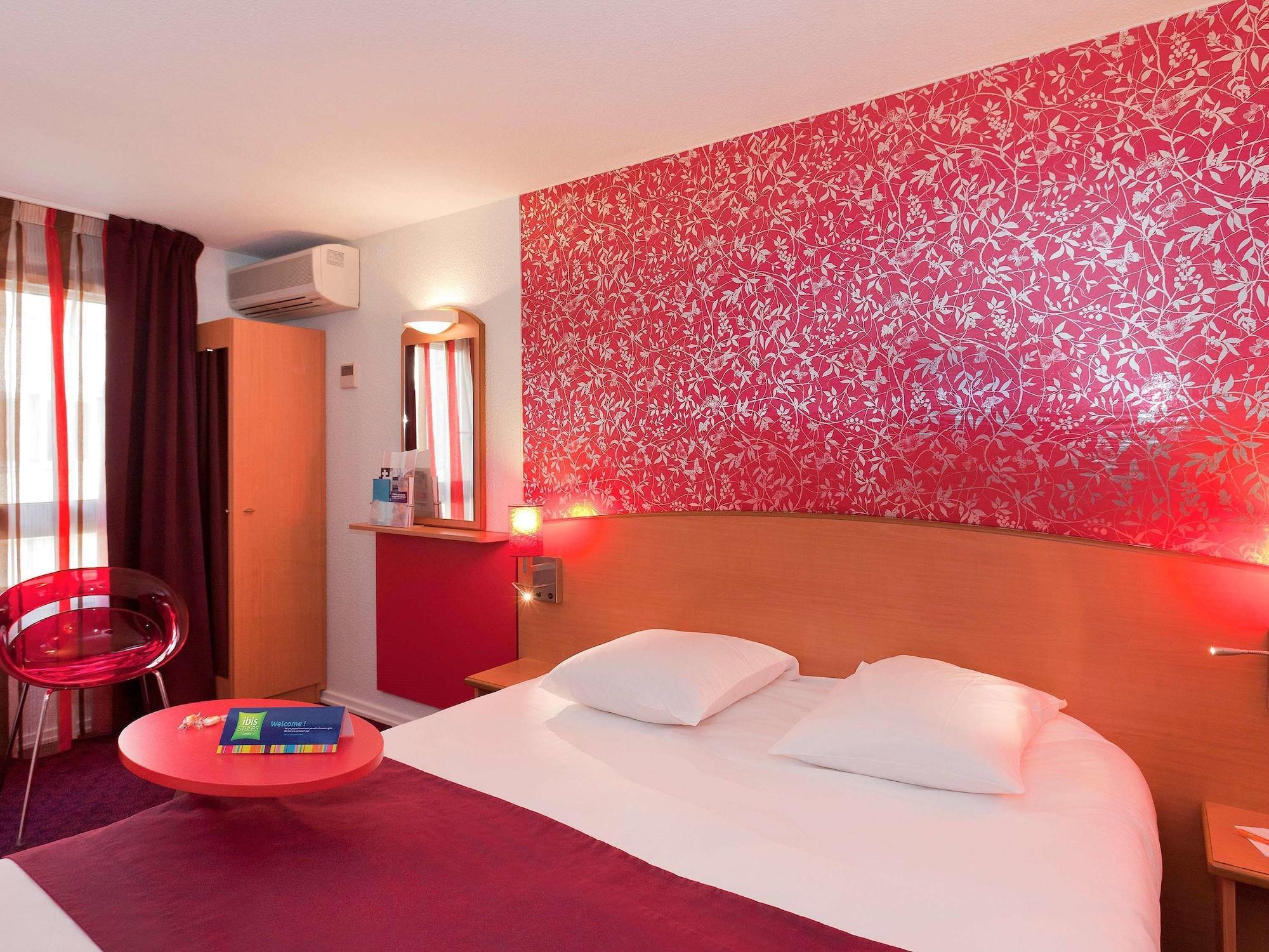 Ibis Styles Bourg En Bresse Hotell Exteriör bild